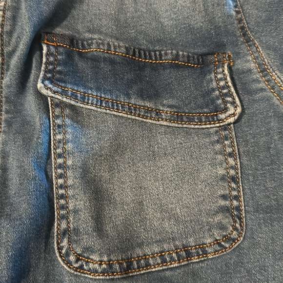 Jacket - Picture 4 of 6